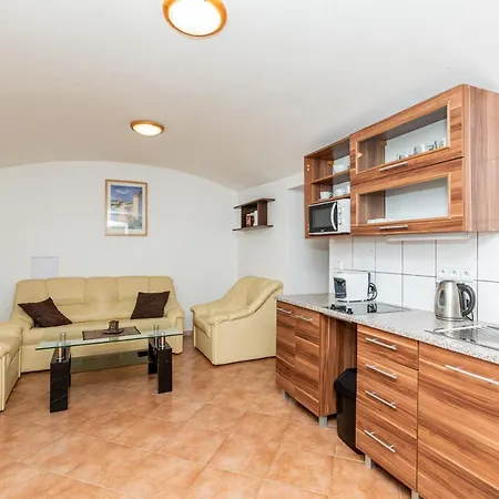 Pod Ripem Apartment *